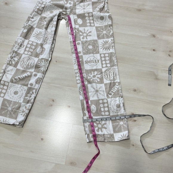 Smiley X H&M Denim Pants Women Size 2 High Rise Wide Leg Beige All Over Print - Picture 8 of 14